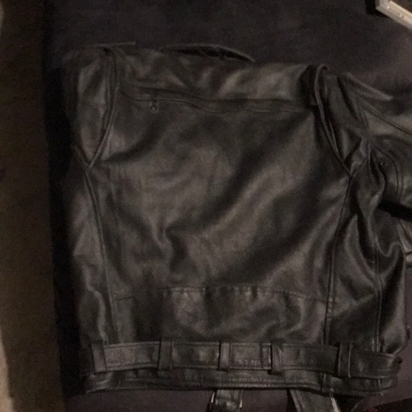 LARGE LEATHER JACKET - Picture 5 of 7